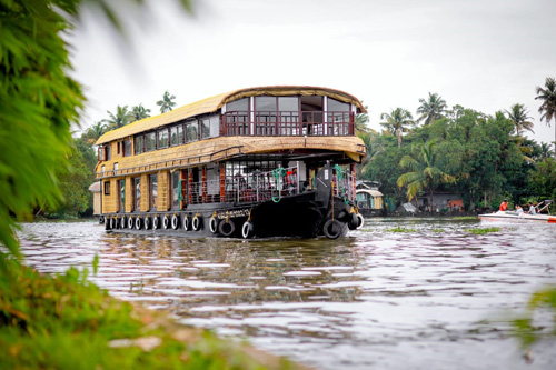 Blue Lotus Houseboats